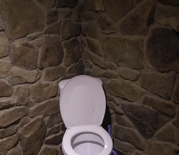 Konukevi To Lem Ande